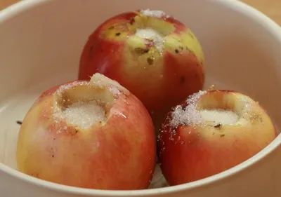 Печеные Яблоки В Мультиварке Фото